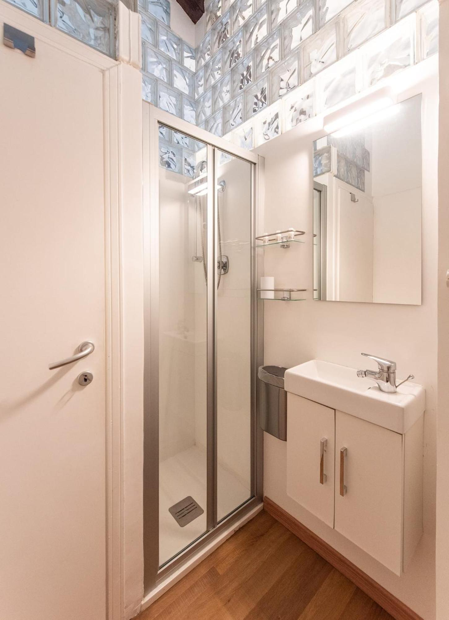 *bnbguest*terrazzo In Centro * Turin